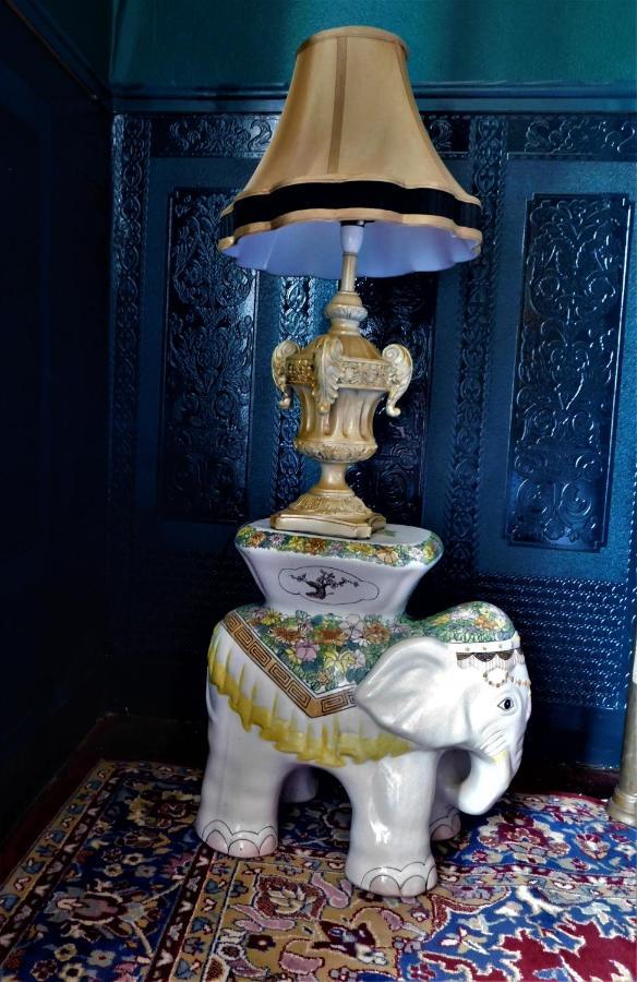 The Bear Bread Bakery B&B, Ensuite Rooms Above The Bakery, Colyton Bagian luar foto