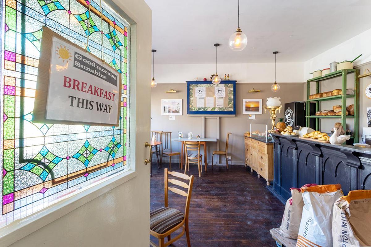The Bear Bread Bakery B&B, Ensuite Rooms Above The Bakery, Colyton Bagian luar foto